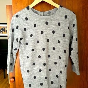 Sweater with back buttons